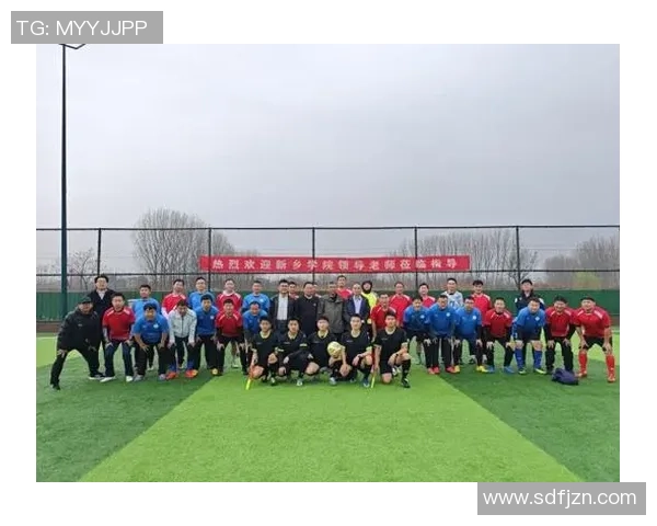 快乐足球主题班会:让我们在球场上感受团队精神与友谊的力量 快乐足球主题班会:让我们在球场上感受团队精神与友谊的力量
